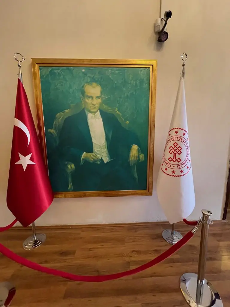 Atatürk Haus Museum in Antalya 1 2022 - Türkei Life