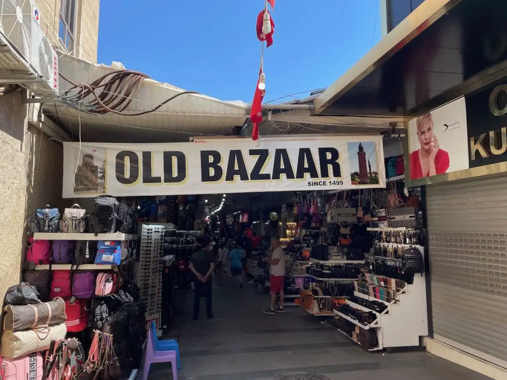 Bazarji in tržnice v Antalyi 1 2023 - Življenje v Turčiji