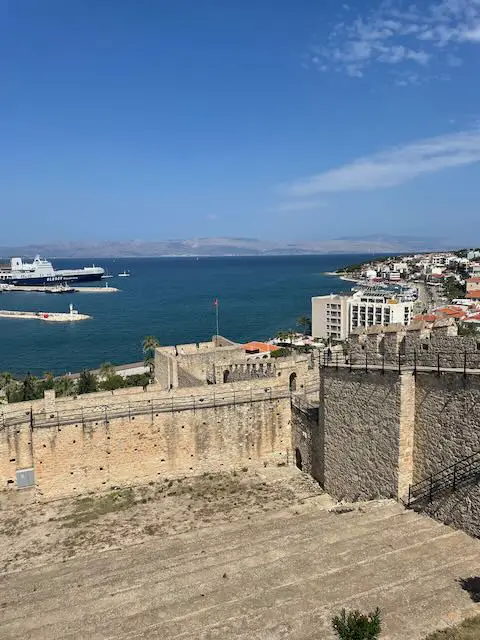 Burg Von Cesme Panorama 2023 - Türkei Life