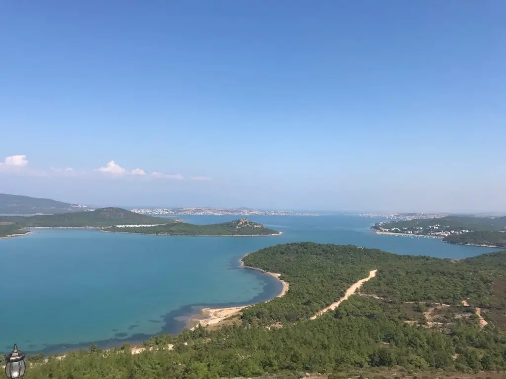 28 Tempat Percutian Paling Cantik Di Turki Tempat Panas Dan Petua Orang Dalam Ayvalik 2024 - Türkiye Life