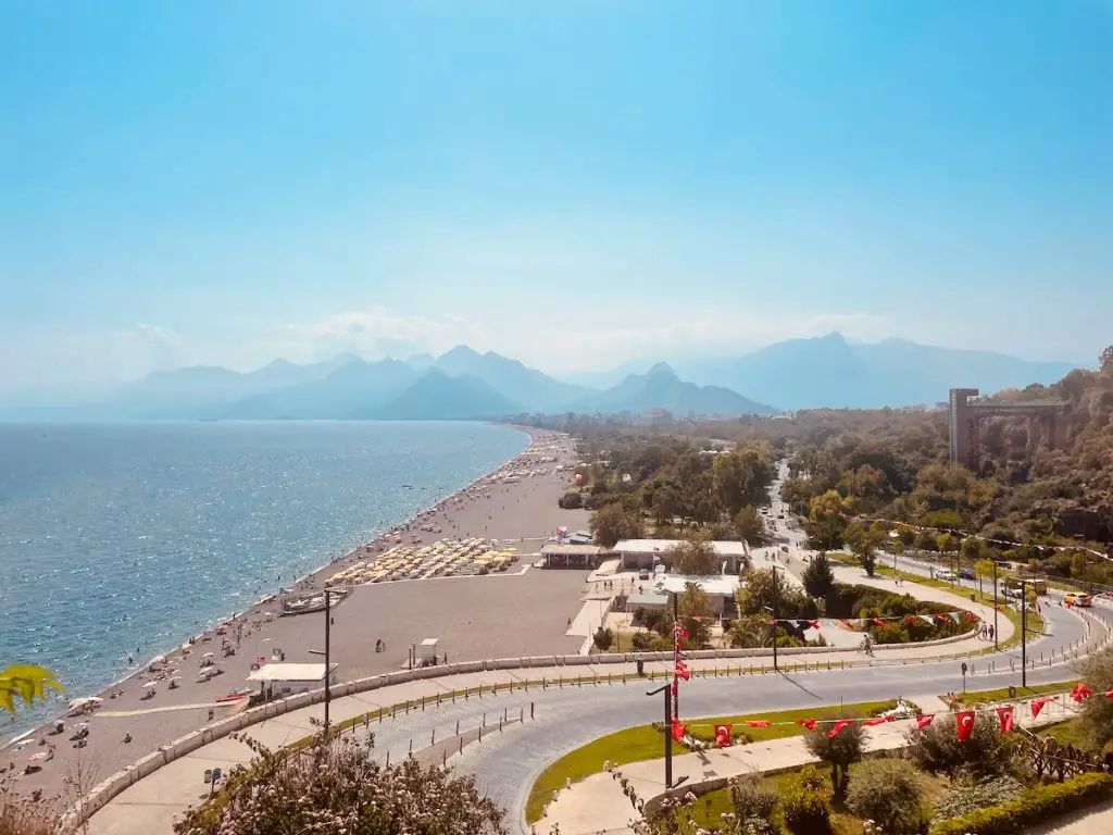 Melhores pontos de acesso do Instagram em Antalya Konyaalti Beach 2023 - Turquia Life