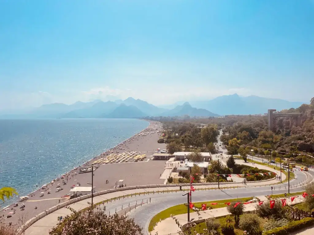 Beste Instagram-hotspots i Antalya Konyaalti Beach 2024 - Turkey Life
