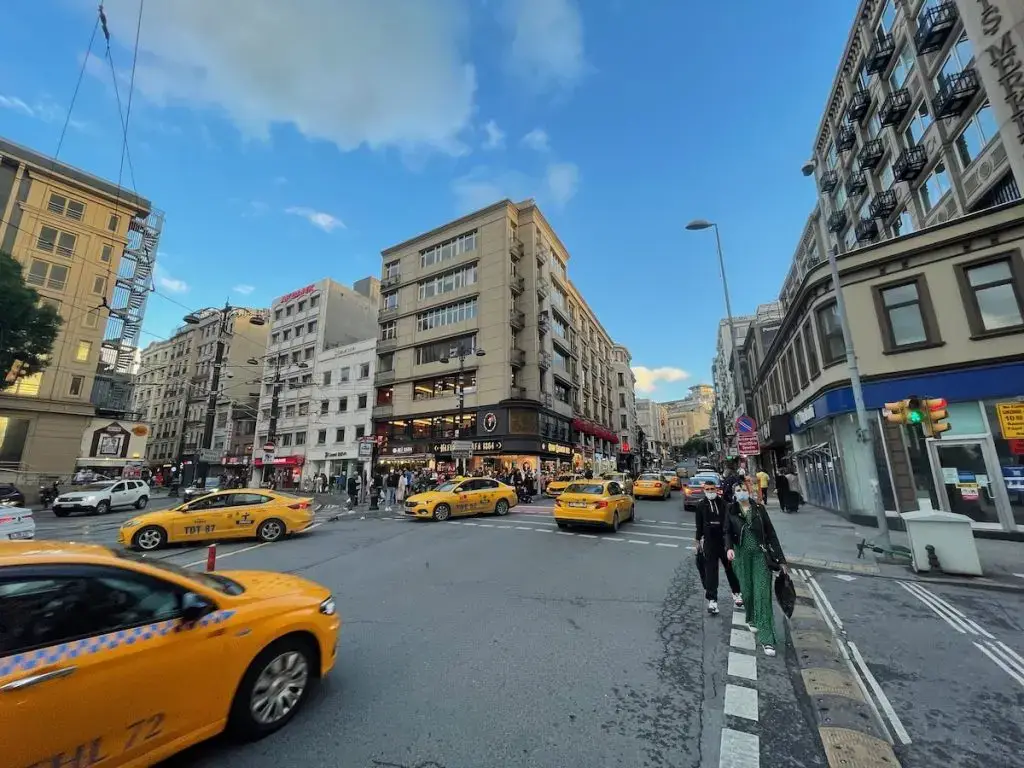 Çmimet mesatare të taksive në Stamboll 2024 - Turkey Life