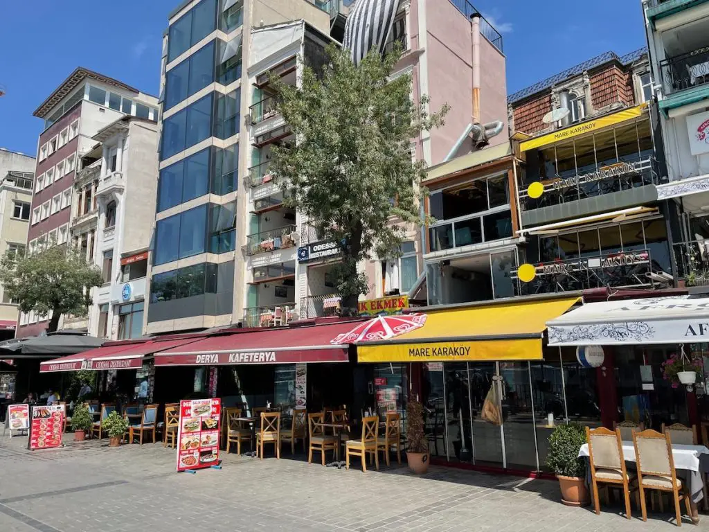 Raziščite Beyoglu Galata Karakoy in Tophane Hidden Gems Obala Karakoy 2023 - Turčija Življenje