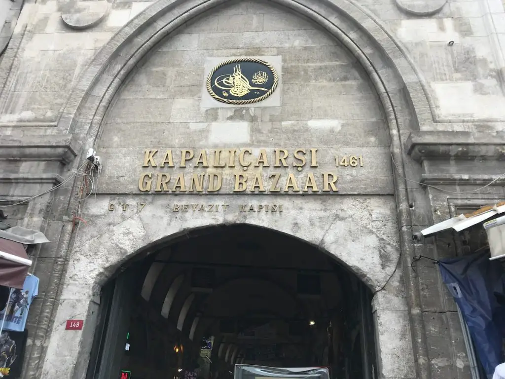 Grosser Basar Kapali Çarşi Istanbul Shopping Guide Eingang 2023 - Türkei Life