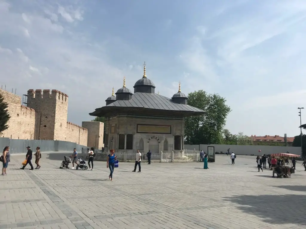 Guide Zum Topkapi Palast In Istanbul Sultenahmet Platz 2022 - Türkei Life