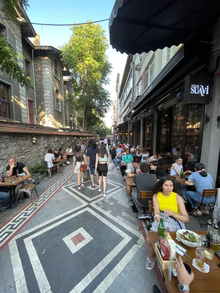Kadiköy In Istanbul Top Sehenswürdigkeiten Und Attraktionen Ausgehen 2022 - Türkei Life