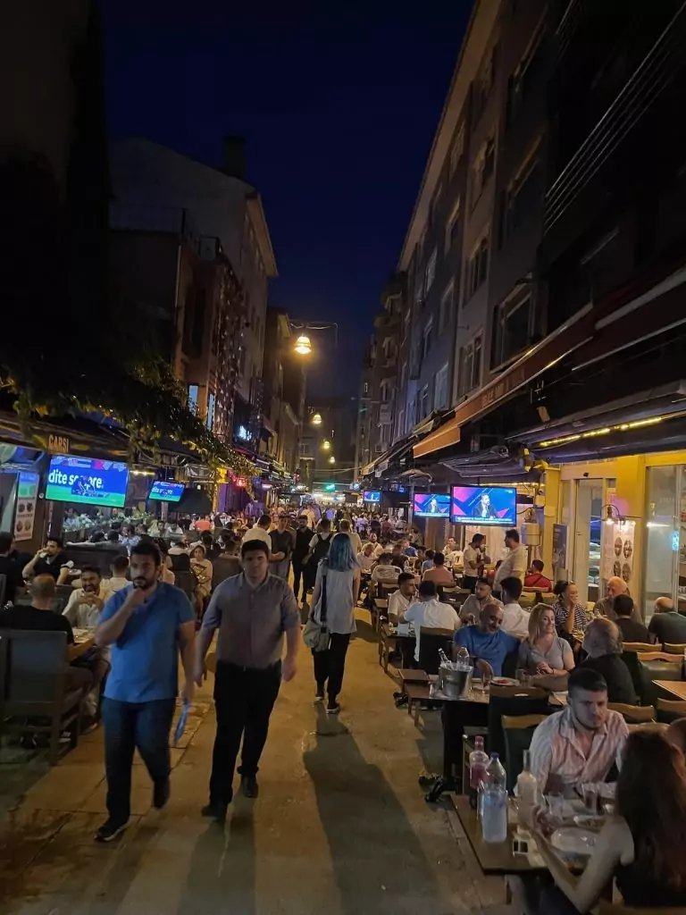 Kadiköy In Istanbul Top Sehenswürdigkeiten Und Attraktionen Essen Gehen 2025 - Türkei Life
