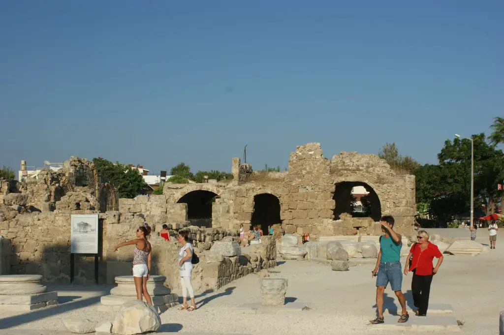 Reiseführer Zur Antiken Stadt Side Ruinen 2023 - Türkei Life