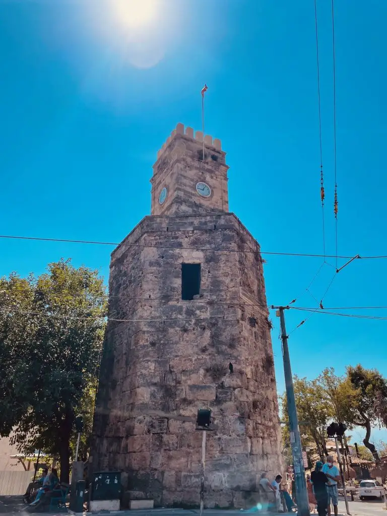 Saat Kulesi Historischer Uhrturm Von Antalya