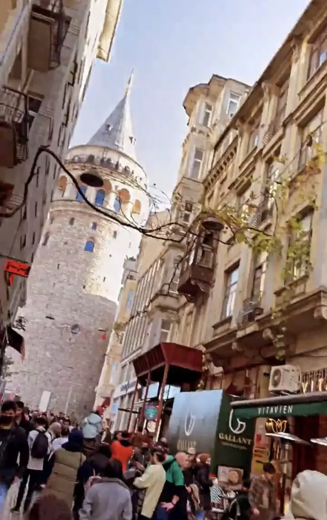 Silvester Inmitten Von Geschichte Galata Turm Und Historische Halbinsel Istanbul 2024 - Türkei Life