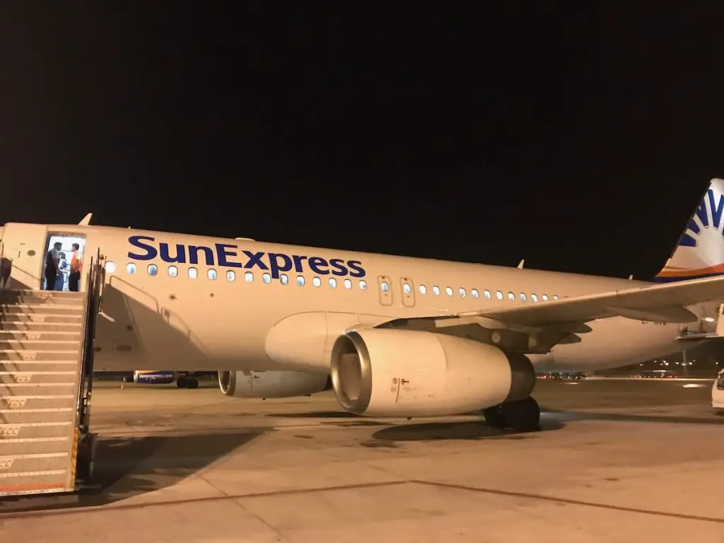 Türkische Airlines Sunexpress Billigfluggesellschaft Mit Vielen Angeboten Für Badeorte In Der Türkei 2023 - Türkei Life
