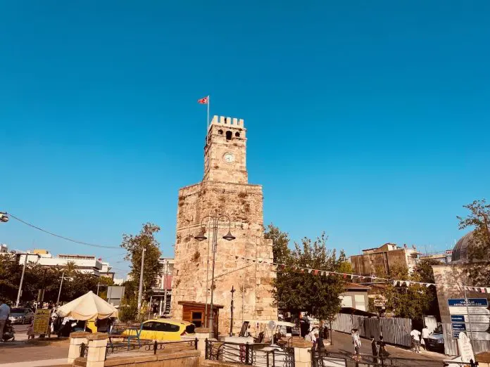 Uhrenturm von Antalya
