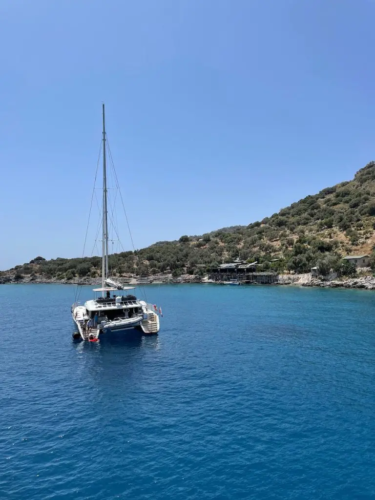 Entdecken Sie Die Schoenheit Der Kueste Von Fethiye Erleben Sie Die Besten Bootstouren 2023 - Türkei Life