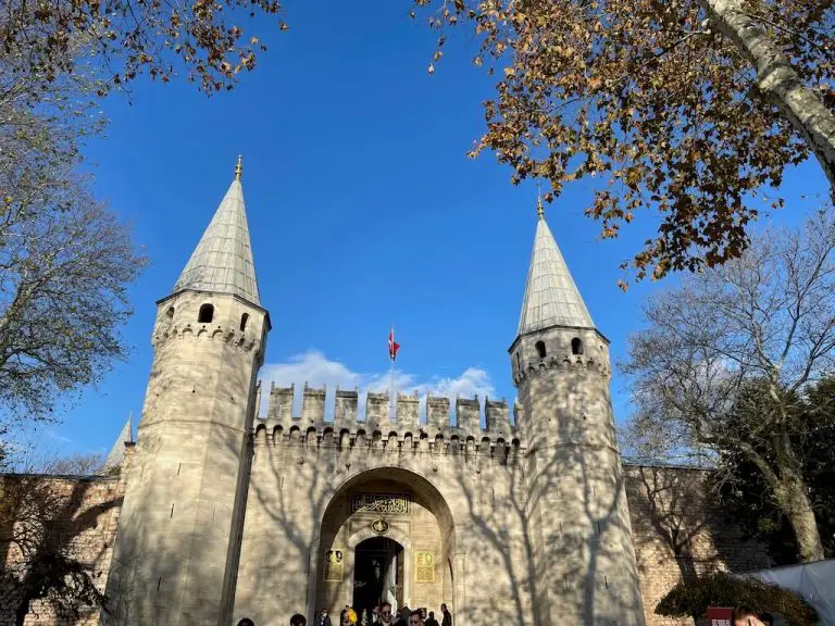ארמון טופקאפי איסטנבול: היסטוריה והדר